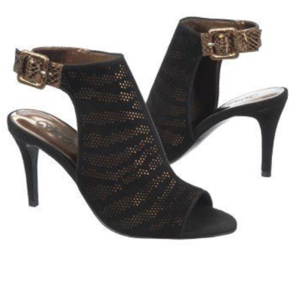 Carlos Santana Women's Ankle Strap Open Toe Black Suede High Heels - Size 6. - Picture 1 of 12